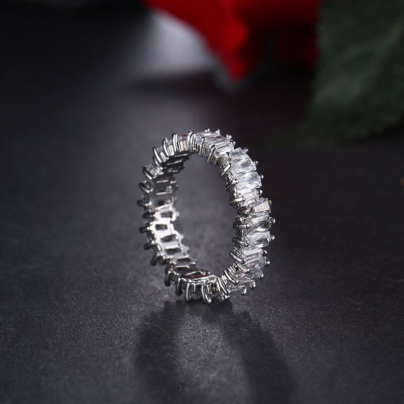 CHARM RING