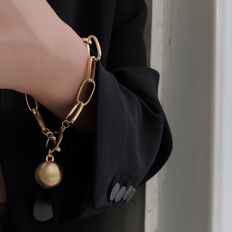 CHAIN FLAIR